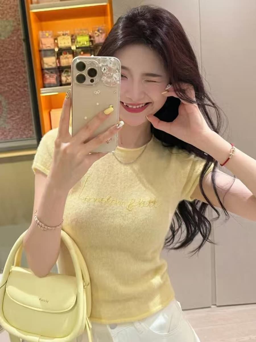 한 부서 황색 알파벳 긍정적 인 어깨 반팔 티셔츠 여성 여름 새로운 슈퍼 화재 연령 감소 자이언트 잘 생긴 아름다운 맨위 상세 이미지 7