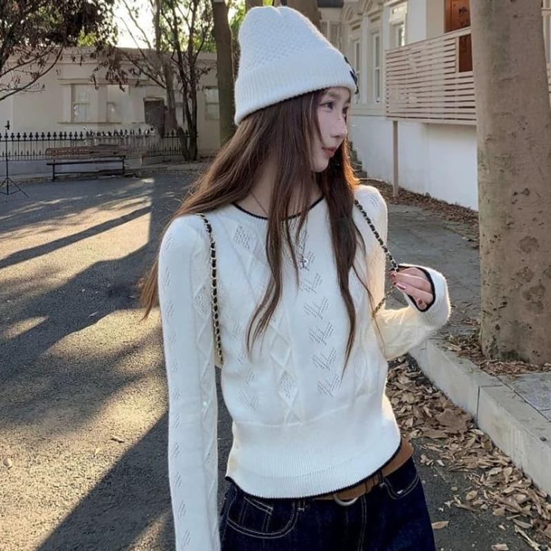 가을 겨울 새로운 한 부서 디자인 센스 배색 홀로우 아웃 긴팔 니트 스웨터 여성 인사이드 가져 가라. 슬림해 보이는 풀오버 맨위 여성 상세 이미지 1