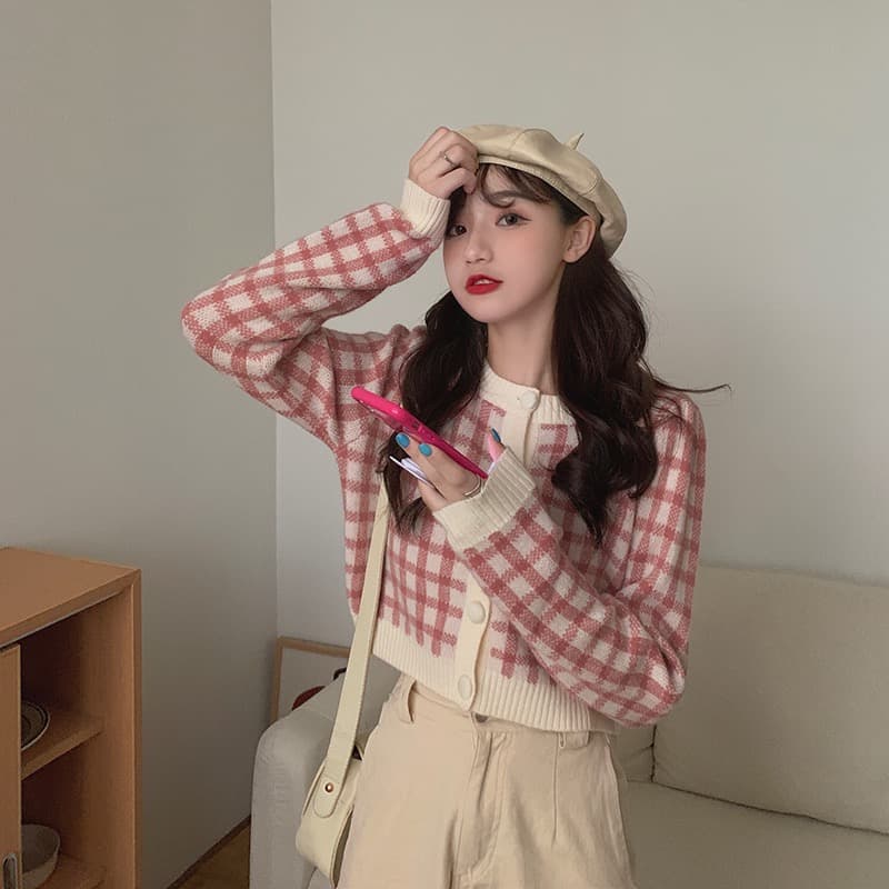 가을 겨울 새로운 슬림해 보이는 이슬 뼈의 쇼트 스타일 작은 심장 기계 체크무늬 외출용 연령 감소 긴팔 니트 스웨터 여자 상세 이미지 7