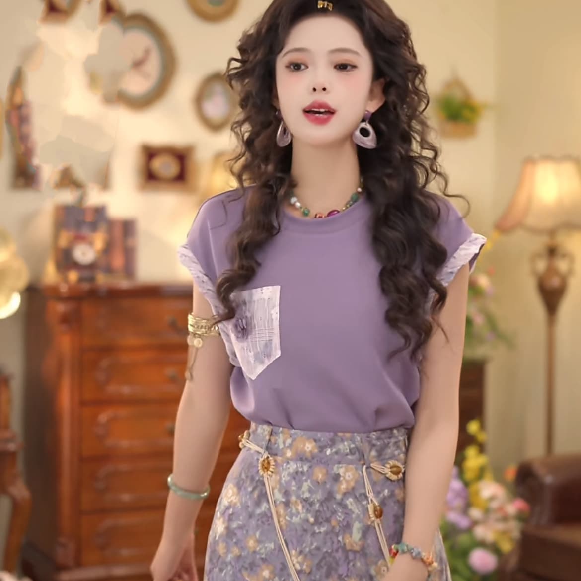 2 색 芋 진흙 보라색 소스 레트로 항구 바람 연령 감소 티셔츠 외국 가스 다용도 꽃 라운드 넥 반팔 반신 스커트 이미지 2