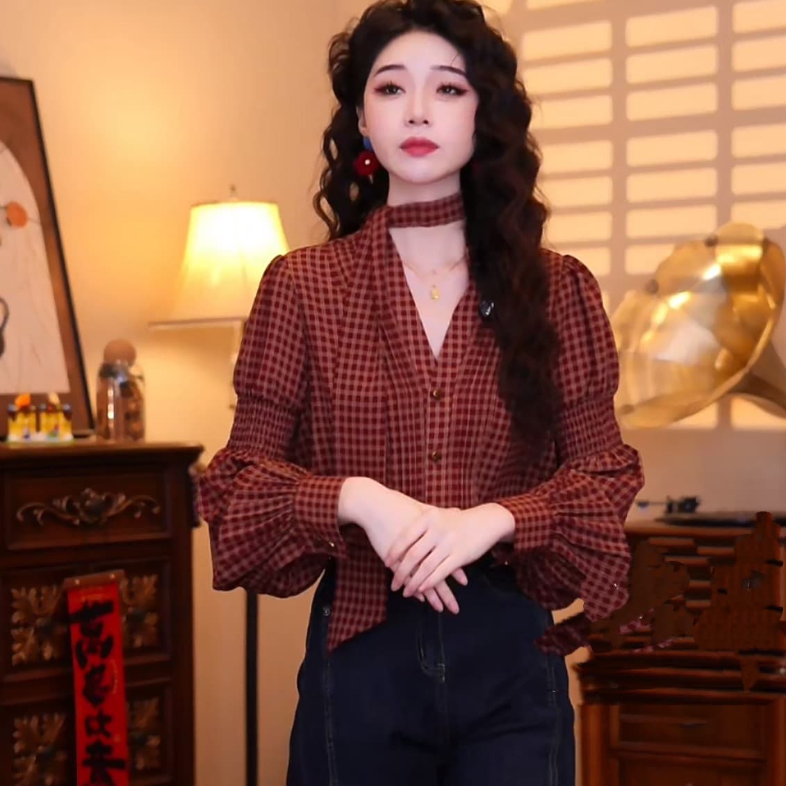 레트로 사소한 홍콩 느낌 레트로 패션 품격 디자인 센스 긴팔 맨위 상세 이미지 4