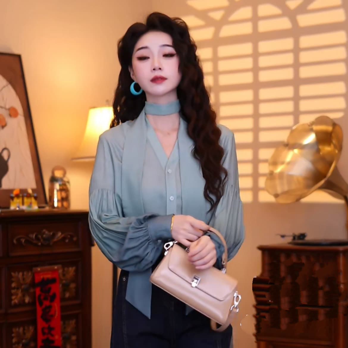 그린 필드 숲 홍콩 느낌 레트로 패션 품격 디자인 센스 긴팔 맨위 이미지 5
