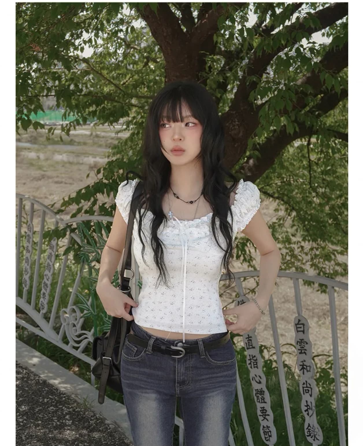 레이스 거품 소매 꽃무늬 반팔 티셔츠 몸매 가꾸기 슬림해 보이는 다용도 맨위 상세 이미지 8