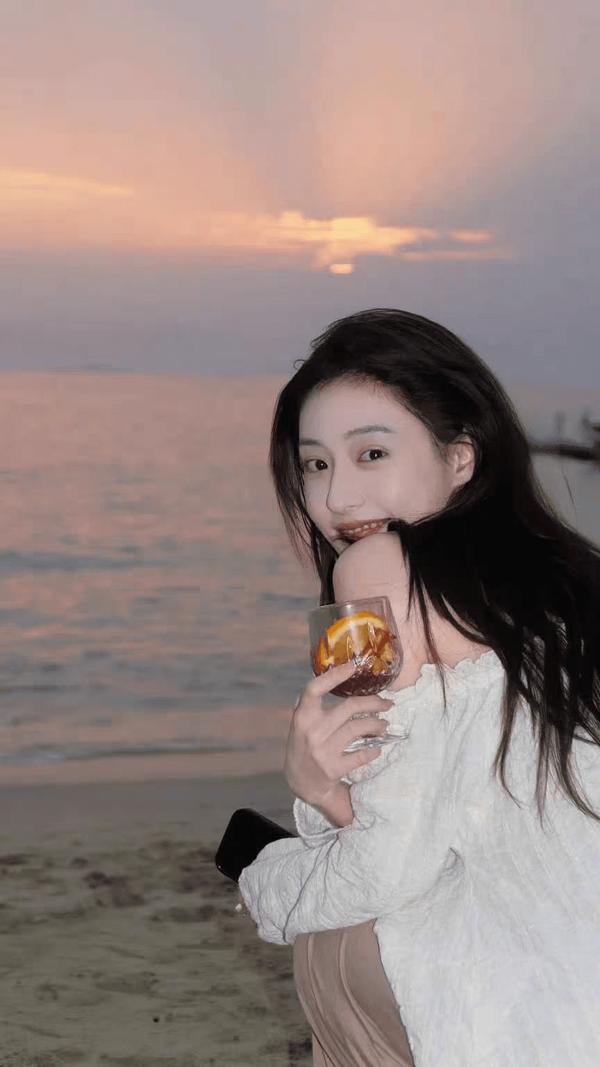 루즈핏 한 단어 비스듬한 칼라 오프숄더 프릴 블라우스 셔츠 맨위 상세 이미지 6