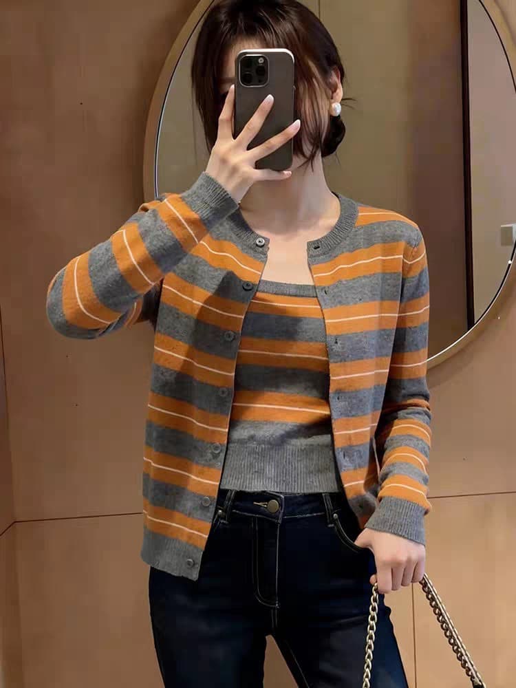 한 부서 주황색 스트라이프 오픈 가디건 니트 이른 가을 디자인 섹션 투피스 세트 맨위 상세 이미지 2