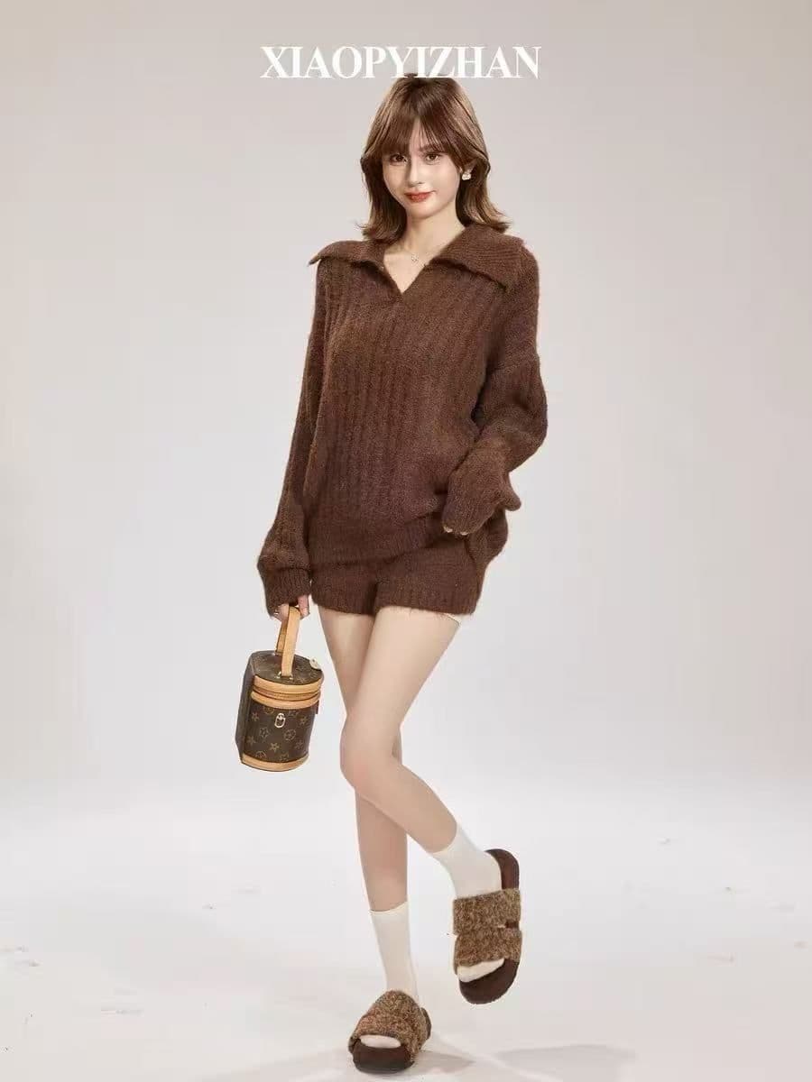 가을 겨울 새로운 한국 스타일 레트로 미니멀리즘 바람 폴로 칼라 니트 스웨터 반바지 투피스 세트 루즈핏 느긋한 바람 캐주얼 세트 상세 이미지 1