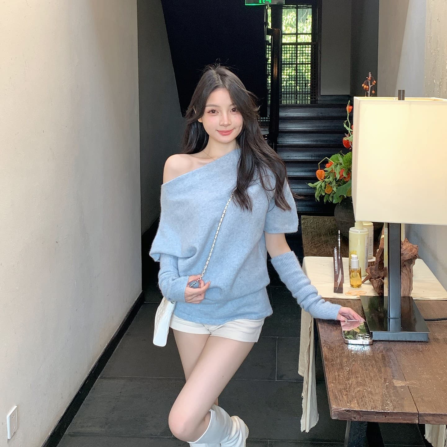 마 하이 양모 혼합 오프숄더 소매 커버 스웨터 여자 가을 겨울 느긋한 고급 센스 비스듬한 어깨 의류 인사이드 가져 가라.