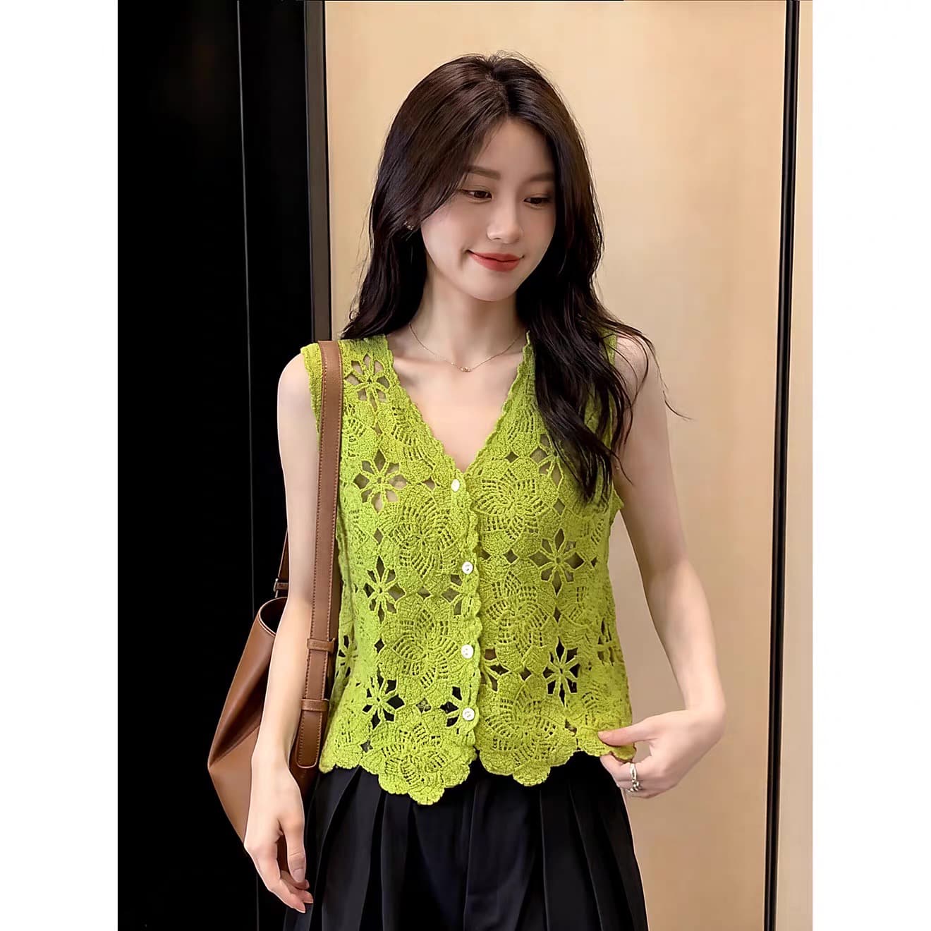 녹색 홀로우 아웃 자수 니트 오픈 가디건 조끼 여성 여름 디자인 센스 작은 대중 스택 착용 V넥 조끼 민소매 맨위 이미지 3
