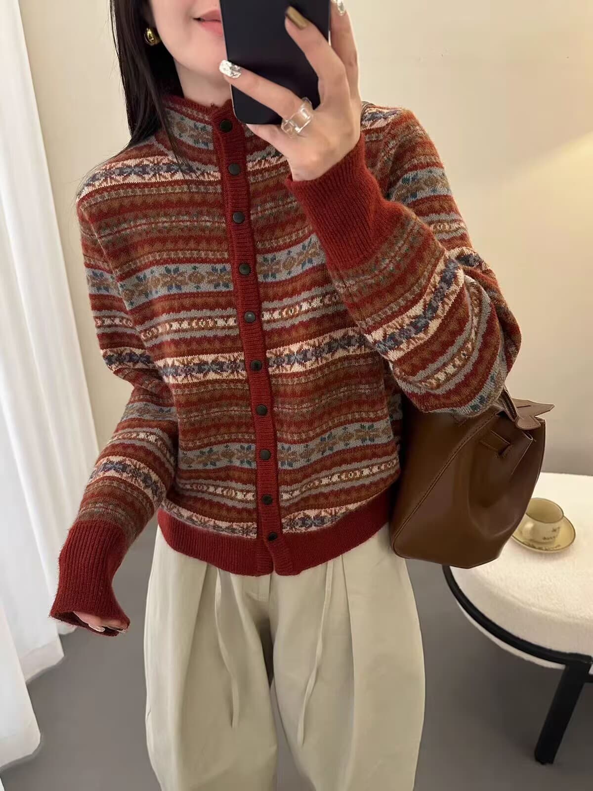 공정한 섬 바람 반하이넥 두꺼운 루즈핏 오픈 가디건 스웨터 여자 겨울 레트로 자카드 연령 감소 보온 니트 맨위