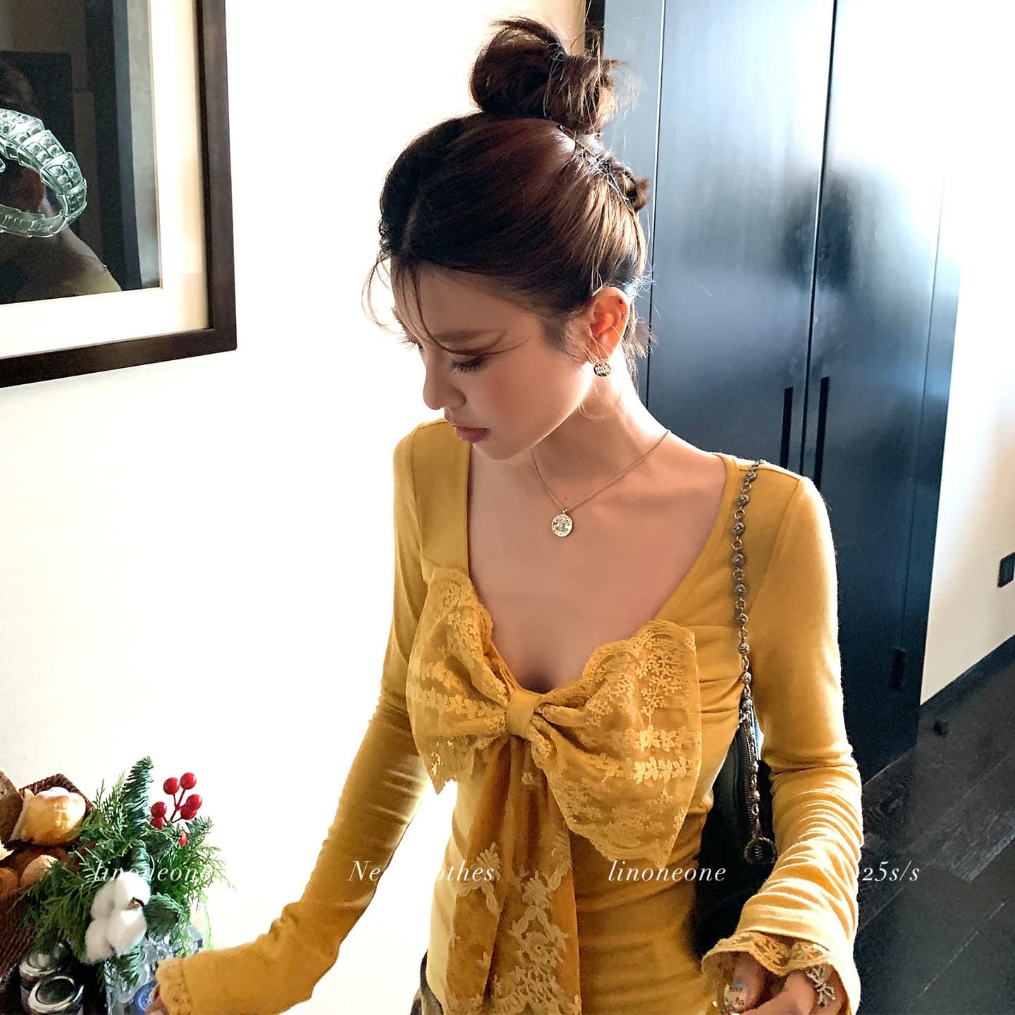 linoneone 캐치 부서 낭만주의 커브 plus 순수한 욕망 대 u 칼라 철자 레이스 나비 매듭 긴팔 티셔츠 이미지 5