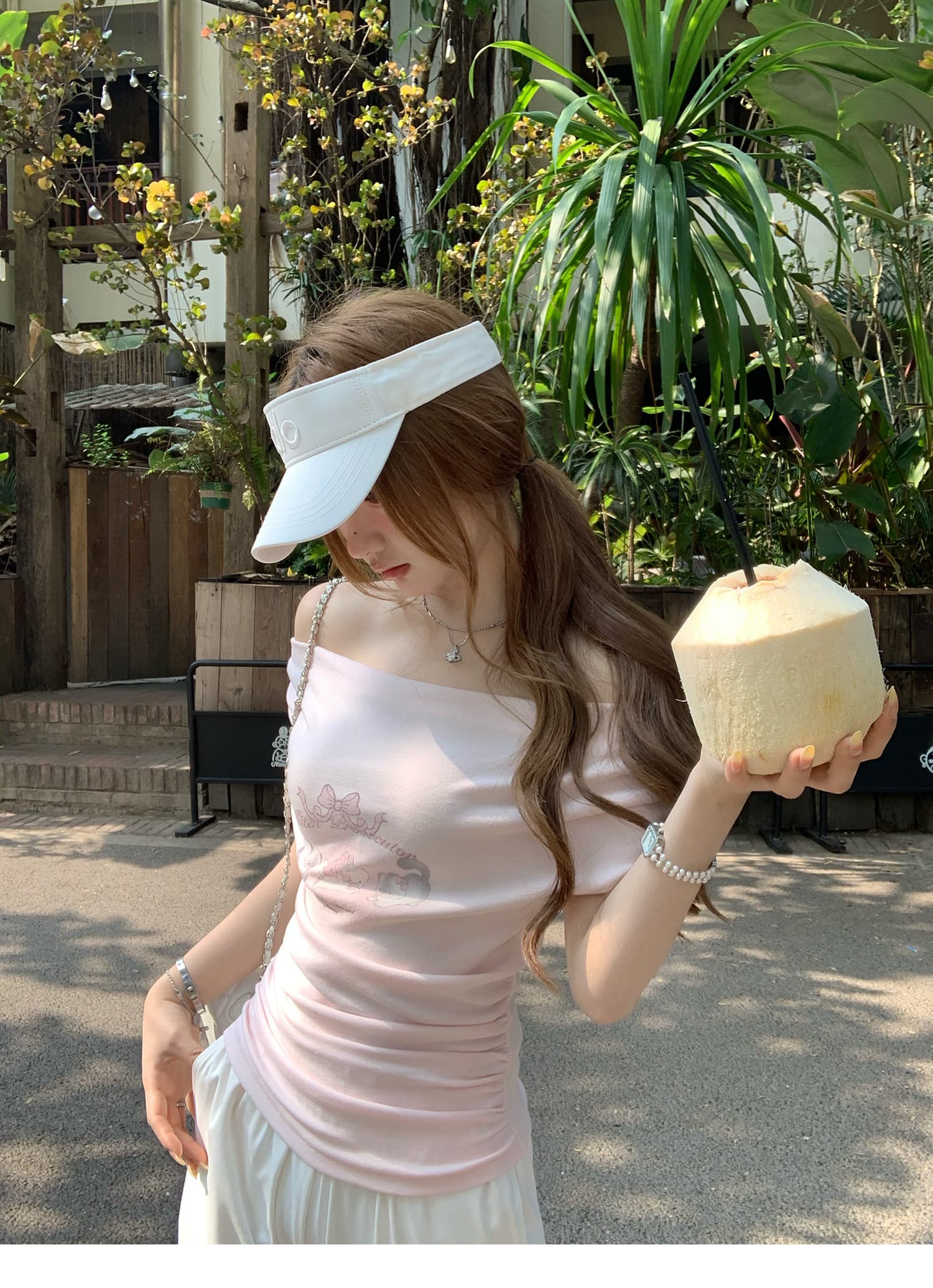 q 여자 집 고양이 사랑의 신 주간 실크 흔들다 칼라 오프숄더 둘 착용 프린트 맨위 반팔 여성 티셔츠 2026 새로운 여름 상세 이미지 25