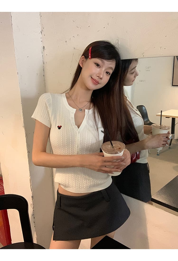 레드 맨 파빌리온 반팔 티셔츠 여성 2026 새로운 폭발 Z아 어깨 몸매 가꾸기 화이트 슬림해 보이는 니트 디자인 센스 맨위 상세 이미지 7