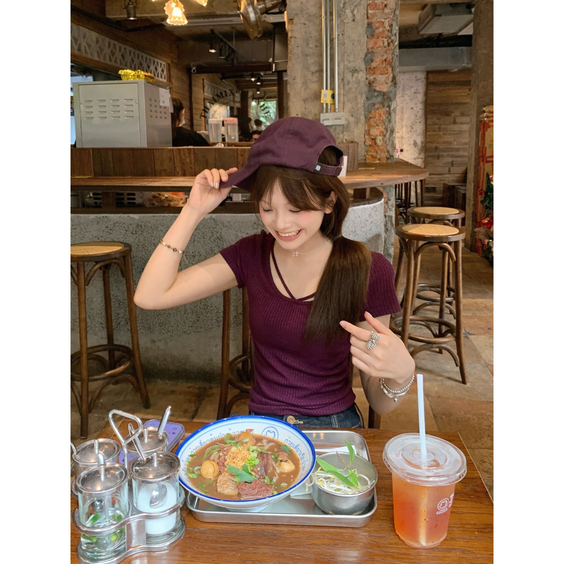 케이크를 잘라 직접 만든 작은 키 새로운 니트 스웨터 티셔츠 맨위 여성 디자인 센스 보라색 아름다운 여름 반팔 이미지 2