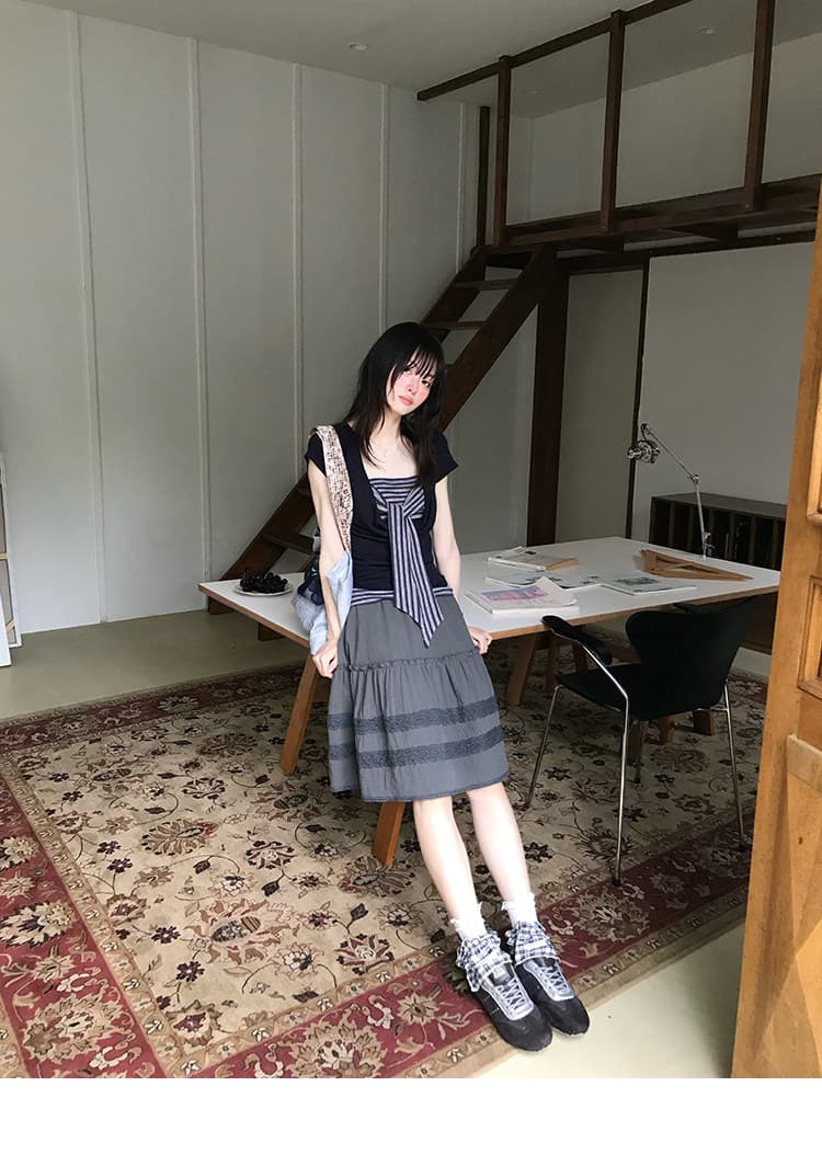 다우 시시 일광 틈 블루 레트로 학원 스타일 가슴 나비 레이스업 맨위 여름 허리 측면 펌프 Pleat 티셔츠 상세 이미지 21