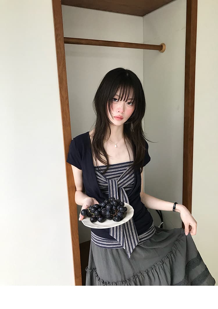 다우 시시 일광 틈 블루 레트로 학원 스타일 가슴 나비 레이스업 맨위 여름 허리 측면 펌프 Pleat 티셔츠 상세 이미지 33