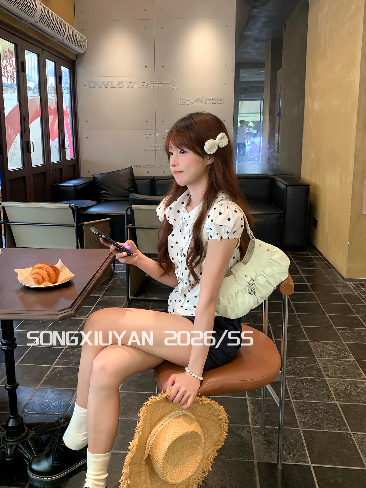 송 보여주기 妍 seniors 한 부서 소녀 센스 화이트 도트 무늬 반팔 셔츠 디자인 센스 베이비 칼라 허리 수축 셔츠 이미지 5