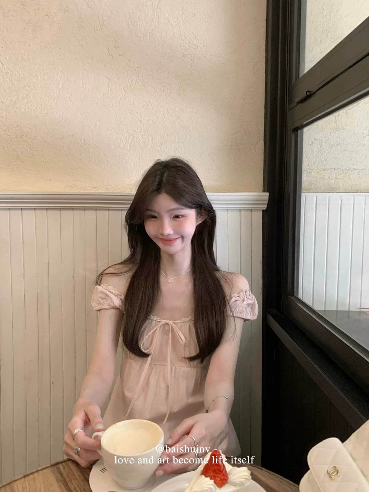화이트 워터 여성 일몰 복숭아 케이크 오프숄더 시폰 셔츠 여성 여름 디자인 센스 작은 대중 프랑스식 품격 루즈핏 맨위 상세 이미지 25
