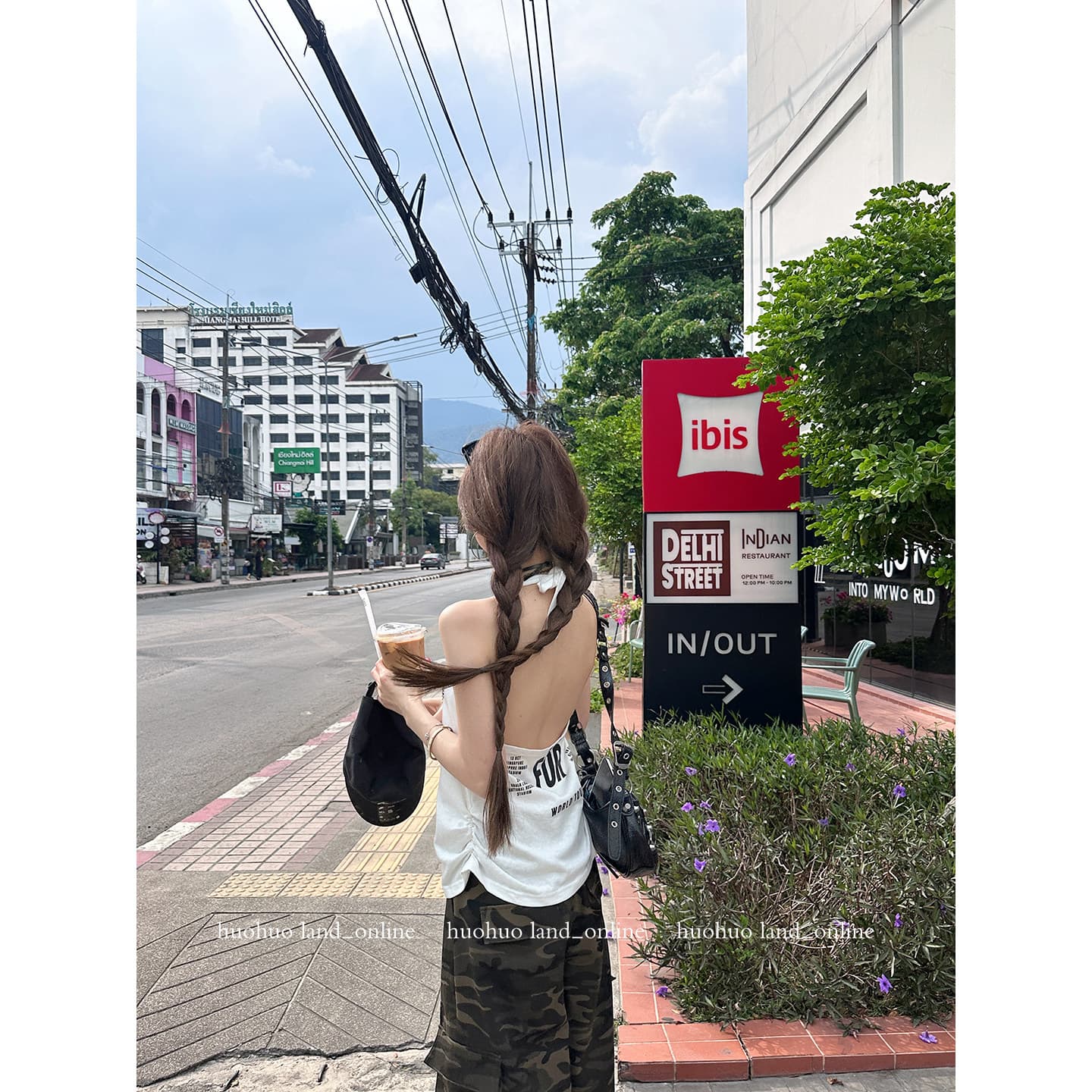 huohuo 수퍼 모델 슬립 린 Na 리안 같은 단락 2026 봄 여름 새로운 여성 프로 피부 루즈핏 행침 목 백리스 슬립 이미지 4