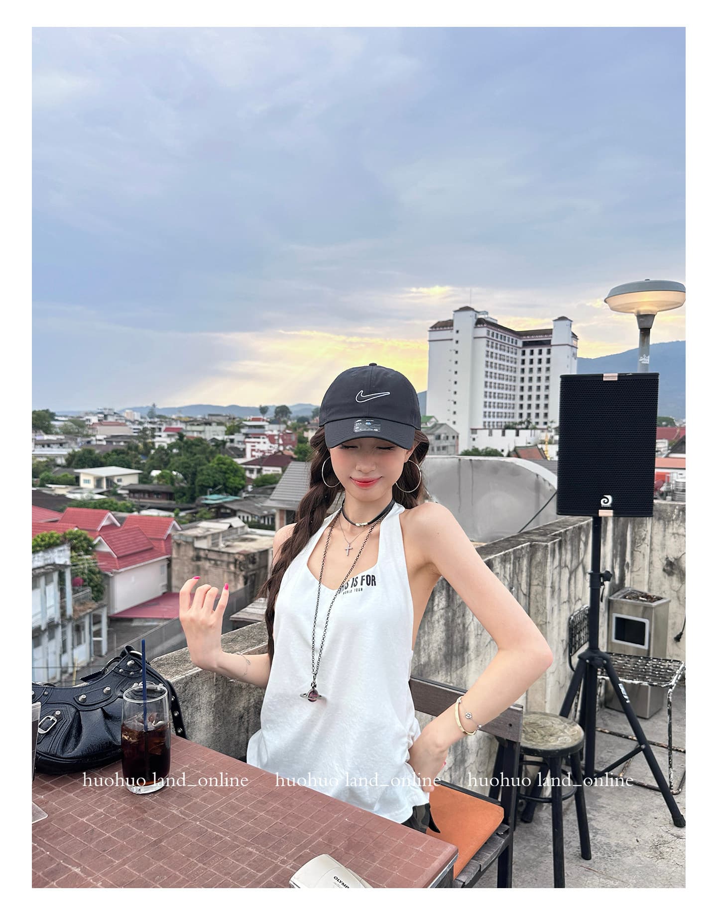 huohuo 수퍼 모델 슬립 린 Na 리안 같은 단락 2026 봄 여름 새로운 여성 프로 피부 루즈핏 행침 목 백리스 슬립 상세 이미지 3