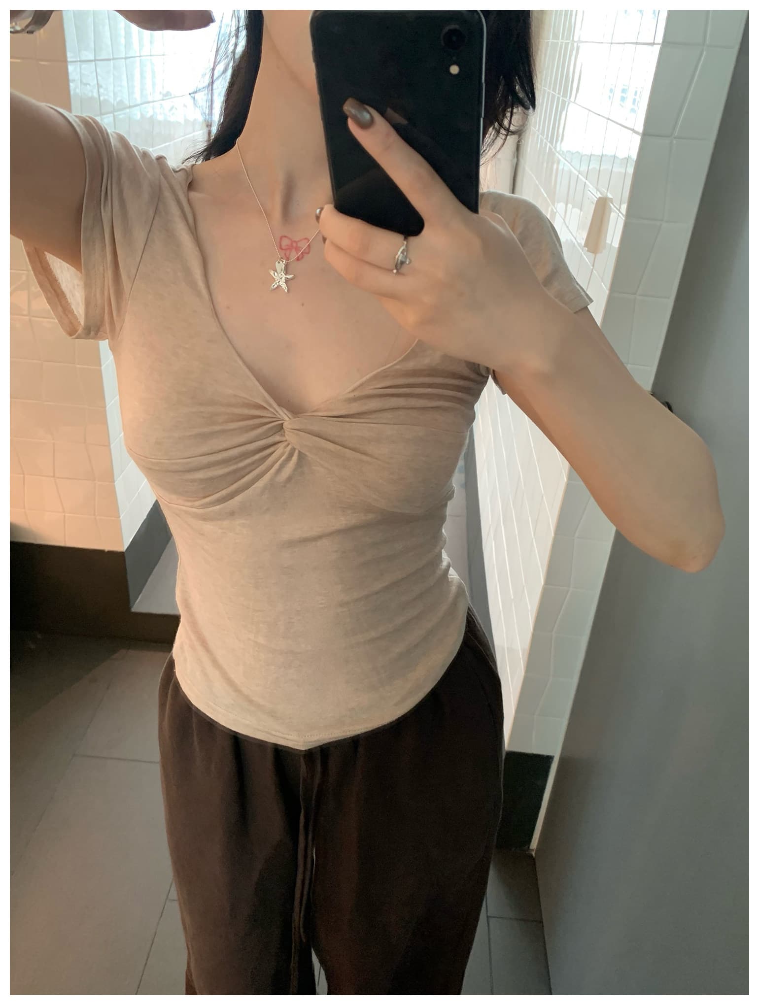 sheepland 천사 피부 2.0 일 실크 양모 V넥 비틀림 반팔 티셔츠 여성 봄 여름 느긋한 슬림해 보이는 맨위 이미지 3