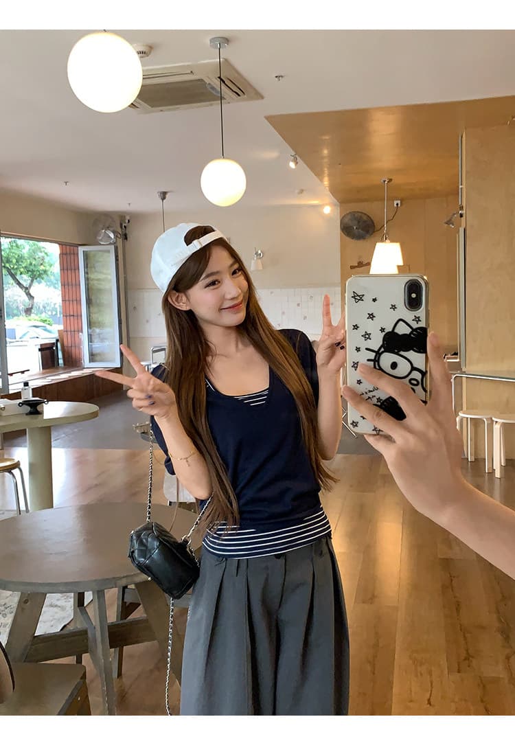 송 긍정적 인 En 해군 싸움 스트라이프 루즈핏 V넥 블라우스 u 칼라 몸매 가꾸기 슬립 사실 두 조각 상세 이미지 10