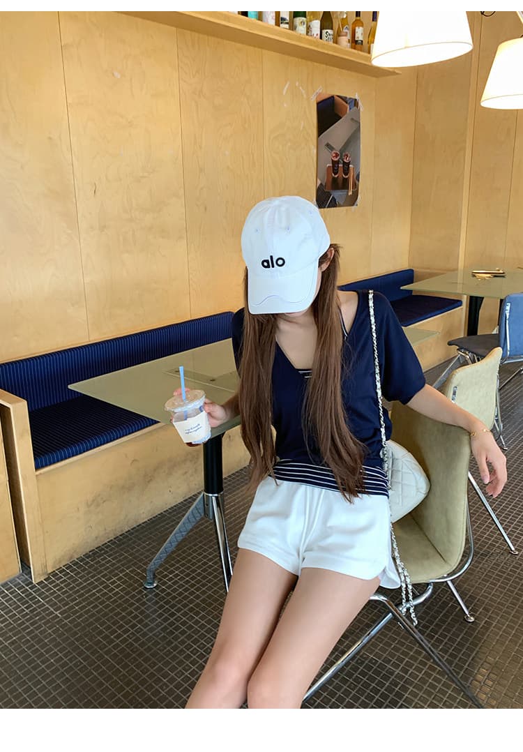 송 긍정적 인 En 해군 싸움 스트라이프 루즈핏 V넥 블라우스 u 칼라 몸매 가꾸기 슬립 사실 두 조각 상세 이미지 16