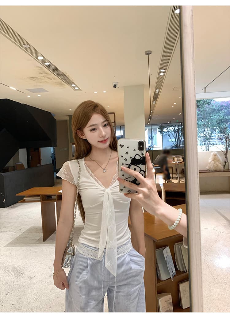 송 긍정적 인 En 화이트 V넥 레이스 조각 반팔 티셔츠 여성 여름 순수한 욕망 몸매 가꾸기 고유 한 아름다운 그레이트 봐. 의류 상세 이미지 7