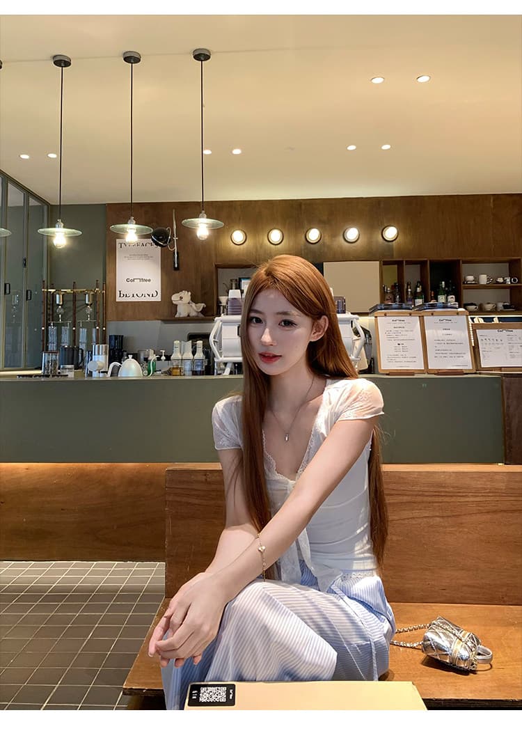 송 긍정적 인 En 화이트 V넥 레이스 조각 반팔 티셔츠 여성 여름 순수한 욕망 몸매 가꾸기 고유 한 아름다운 그레이트 봐. 의류 상세 이미지 9