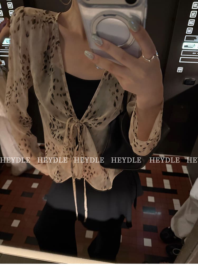 검은 콩 흠 여름 와일드 상황 레오파드 무늬 V넥 긴팔 쉬폰 블라우스 나만의 것을 가져와 라. 가슴 패드 캐미솔 투피스 슈트 상세 이미지 7