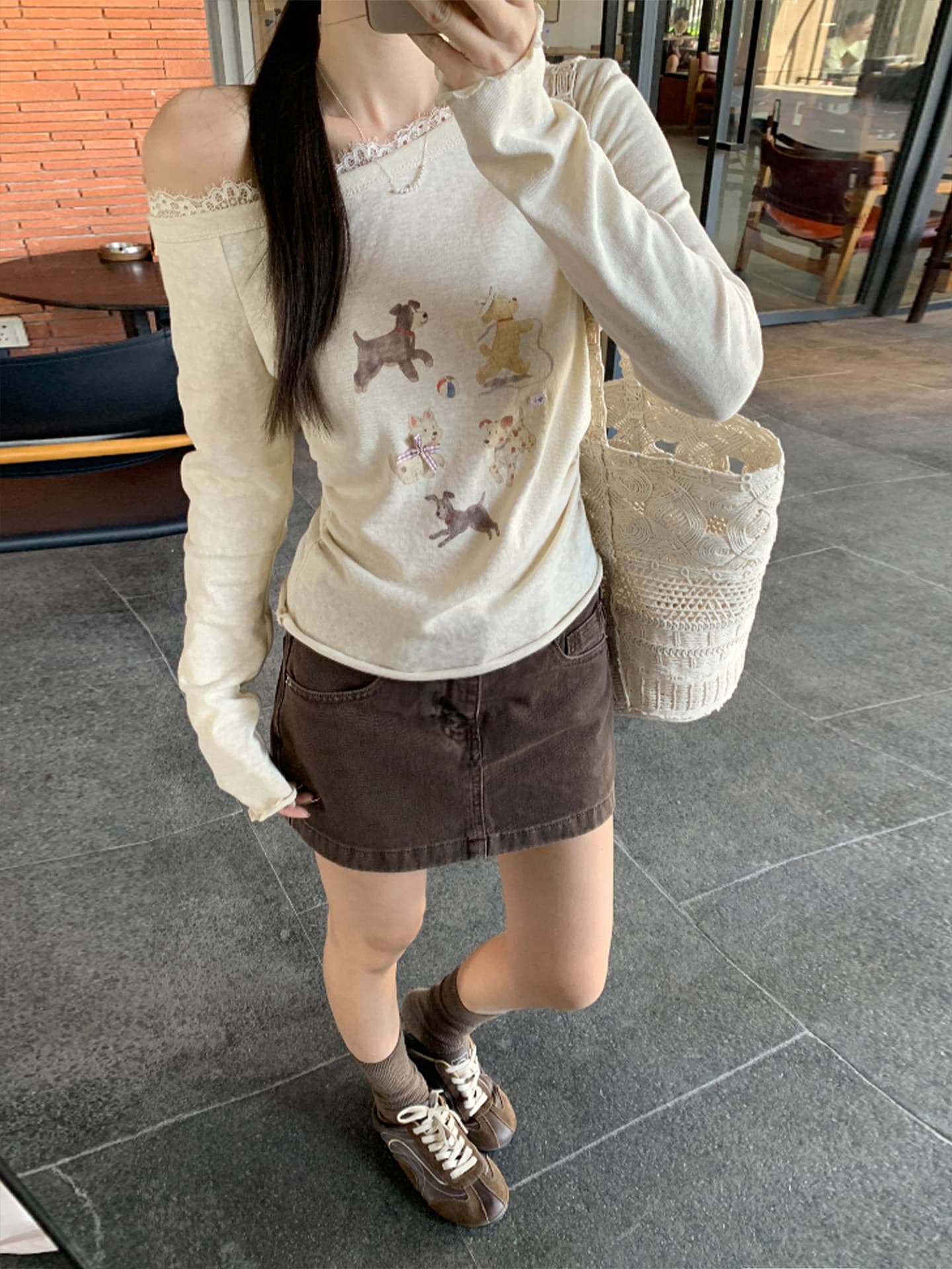 우 77 한 부서 달콤함 비스듬한 어깨 만화 프린트 긴팔 티셔츠 여성 봄 가을 디자인 센스 고유 한 슈퍼 잘 생긴 ~ 중 맨위 이미지 3