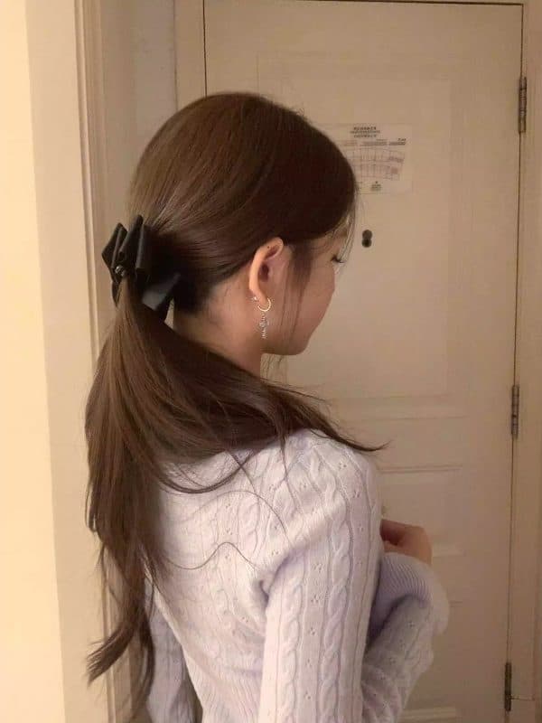 한 부서 홀로우 아웃 질감 센스 스트랩 순수한 욕망 바람 니트 스웨터 여성 가을 겨울철 부드러운 바람 몸매 가꾸기 쇼트 스타일 인사이드 잡아라. 의류 상세 이미지 4