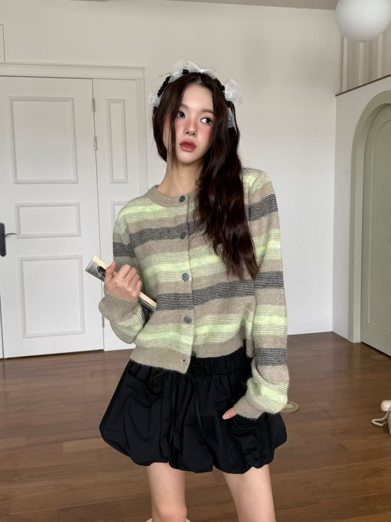 포함 양모 2026 한국 동대문 가을과 겨울 부드러운 다용도 싸움 색상 시스템 버클 오픈 가디건 상세 이미지 3