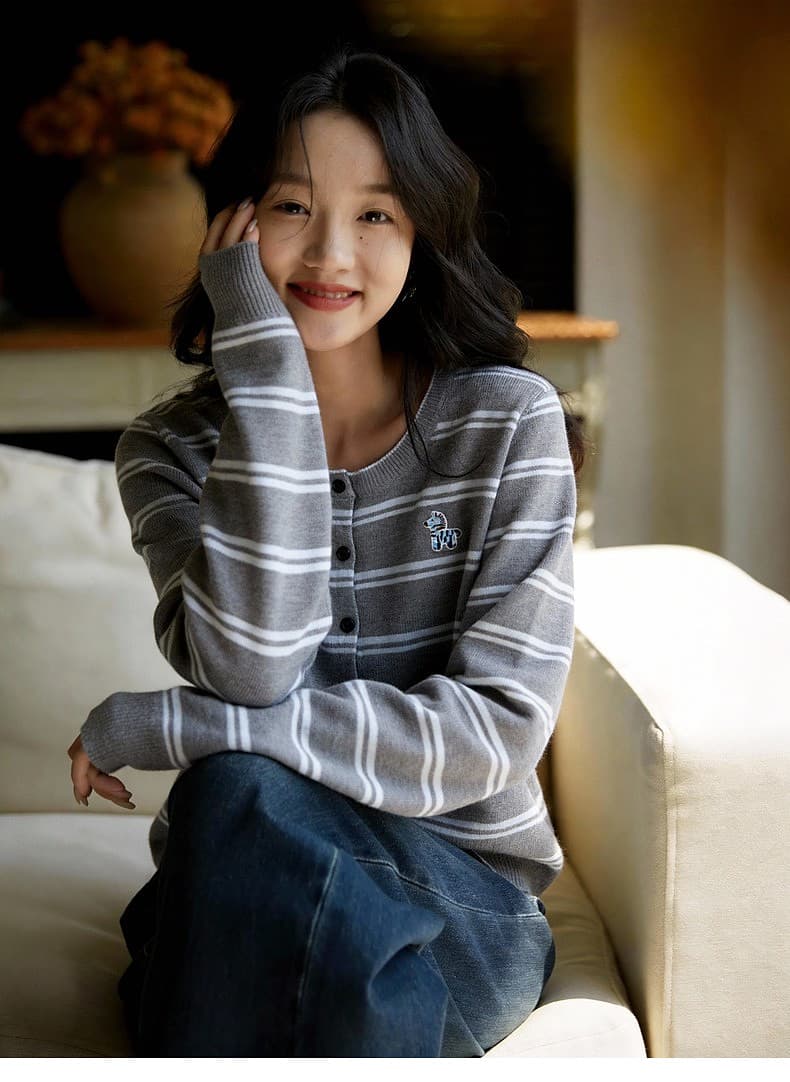 2026 클래식 레트로 스트라이프 니트 오픈 가디건 여성 가을 루즈핏 자수 다용도 맨위 상세 이미지 5