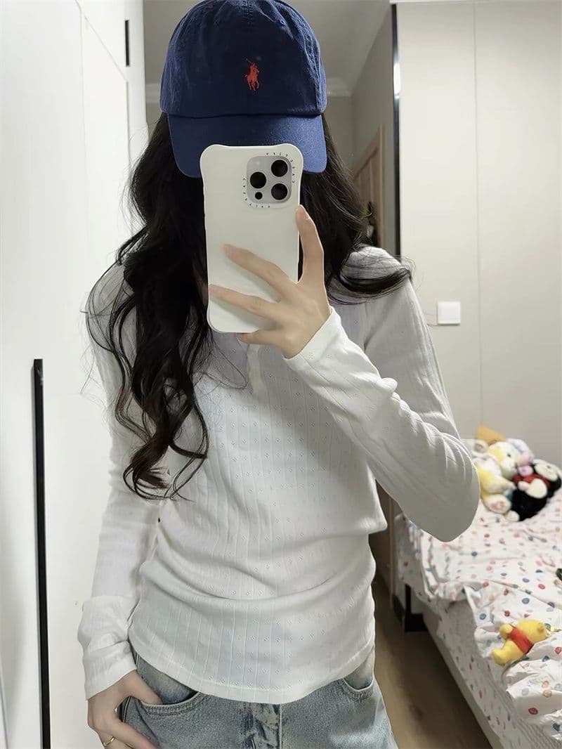 세 단추 긍정적 인 어깨 긴팔 티셔츠 여성 2026 봄 가을 새로운 몸매 가꾸기 인사이드 가져 가라. 만나는 chic 맨위 이미지 4