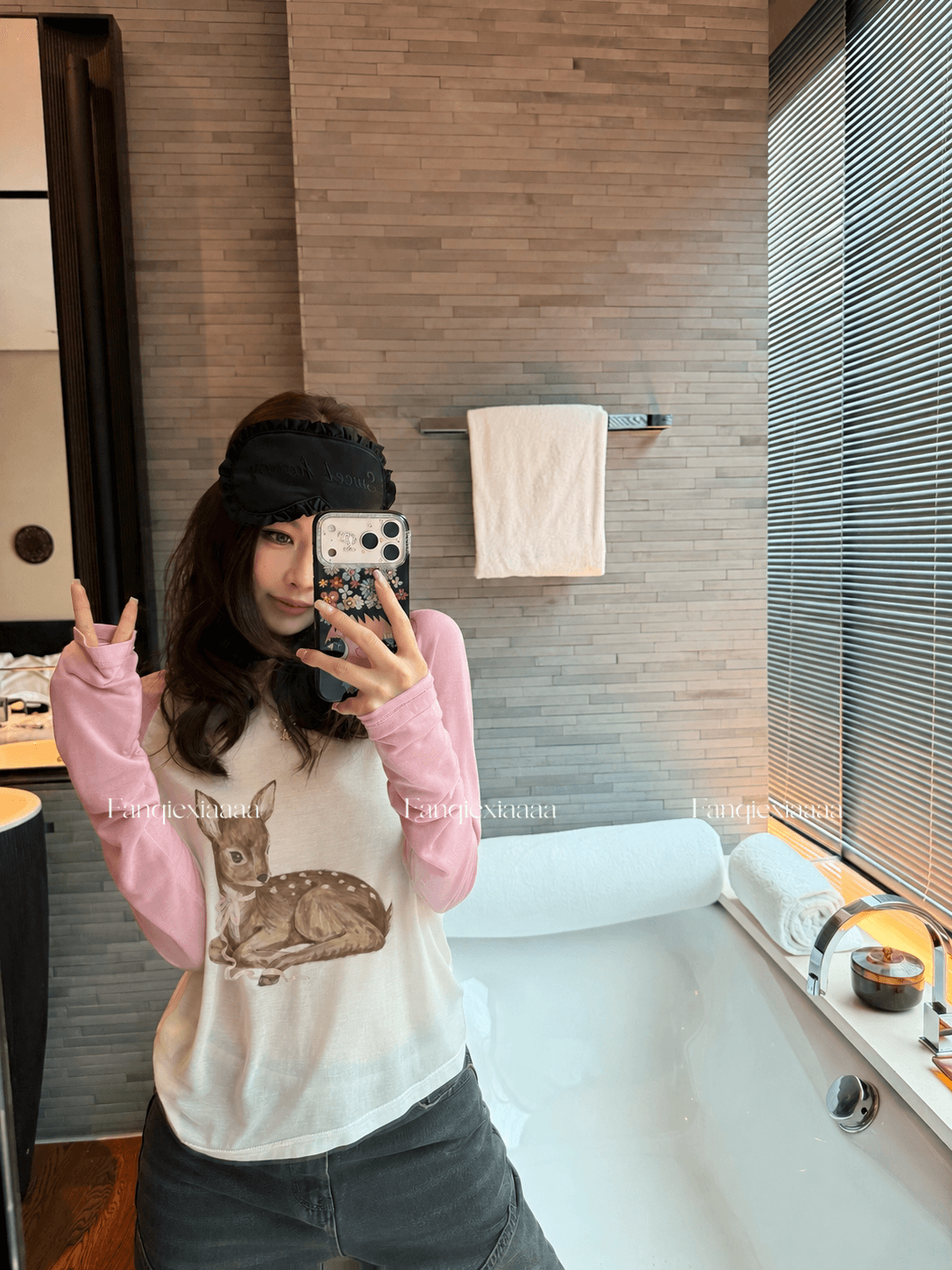 토마토 남자 작은 사슴 충돌 100 라이 경기 서울 삽입 어깨 소매 프린트 긴팔 티셔츠 여성 배색 라운드 넥 자외선 차단 맨위 상세 이미지 23