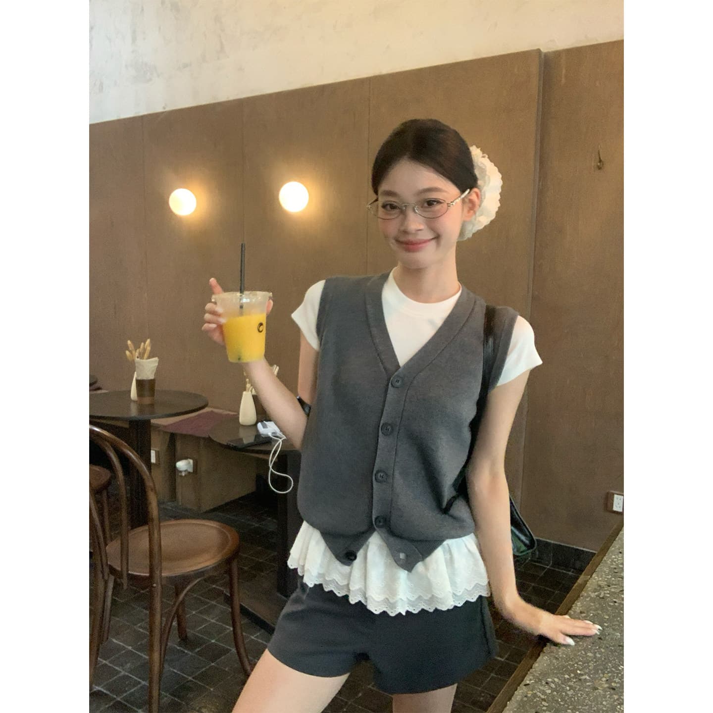 송 긍정적 인 En 검정색 스웨터 니트 베스트 조끼 여성 여름 스택 착용 외출용 높음 지혜 센스 슬림해 보이는 어깨 작은 맨위 상세 이미지 2