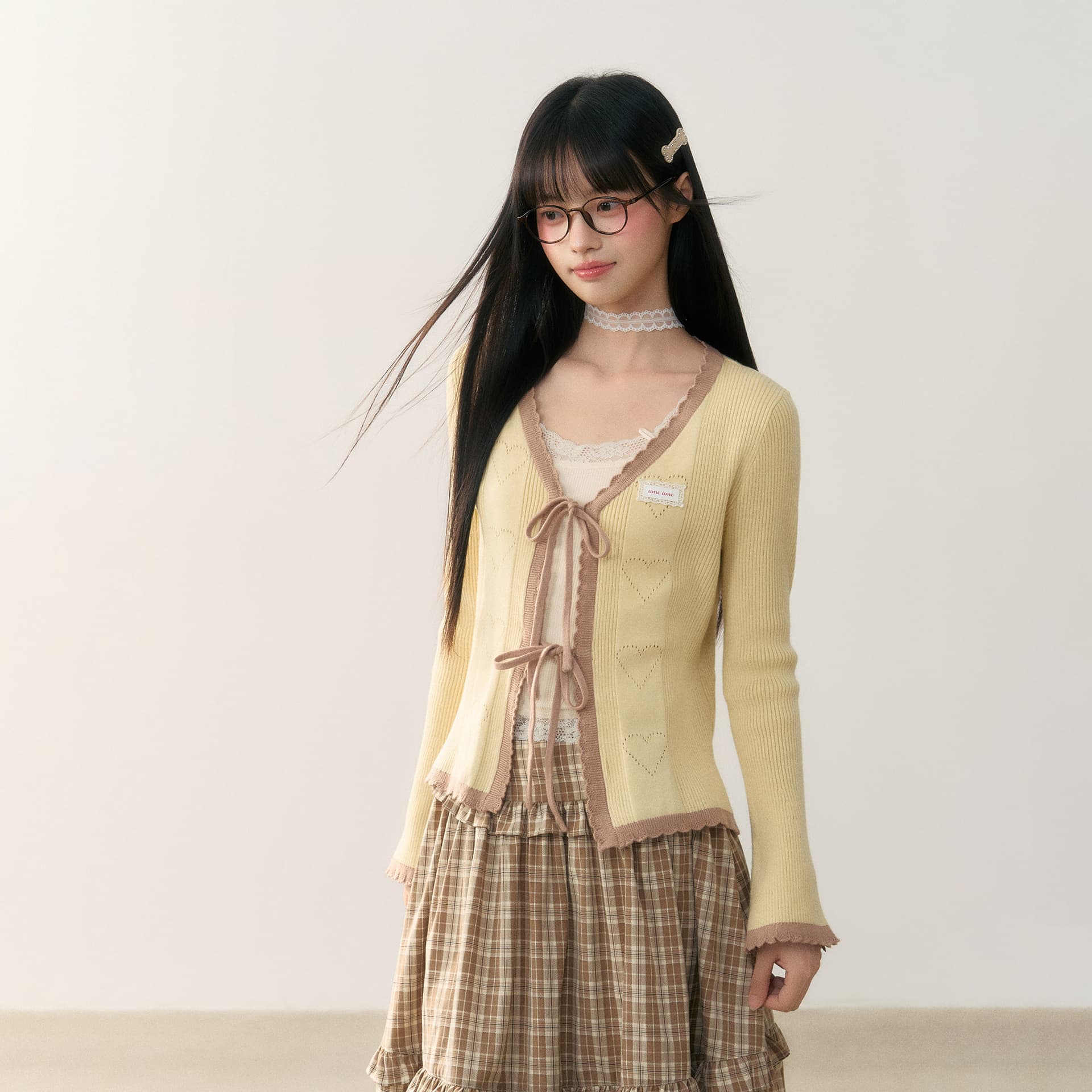 umoumo 우 버섯 달콤함 레트로 배색 자수 재킷 하트 홀로우 아웃 레이스업 니트 얇은 오픈 가디건 상세 이미지 1