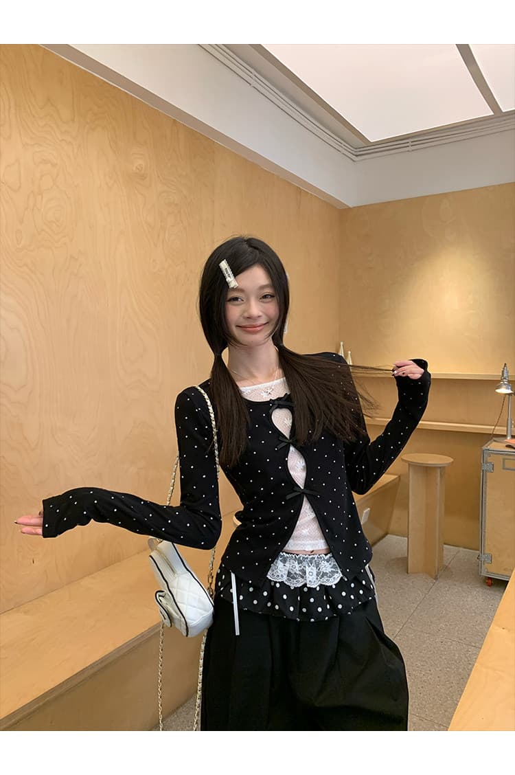 송 긍정적 인 En 검정색 도트 무늬 페이크 레이어드 긴팔 티셔츠 여성 가을 몸매 가꾸기 인사이드 가져 가라. 레이스 조각 디자인 센스 맨위 상세 이미지 4