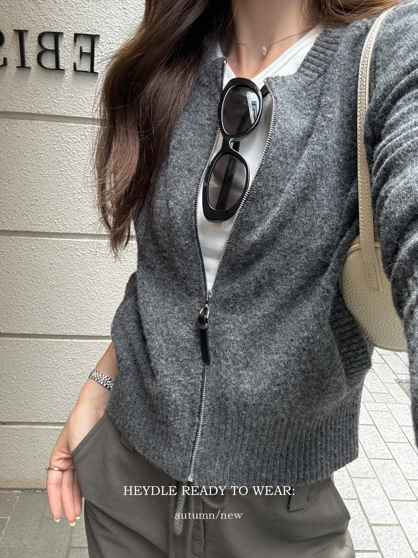 검은 콩 흠 페인 일기 품격 작은 원 칼라 지퍼 니트 오픈 가디건 미니멀리즘 쇼트 스타일 캐주얼 여성 코트 가을