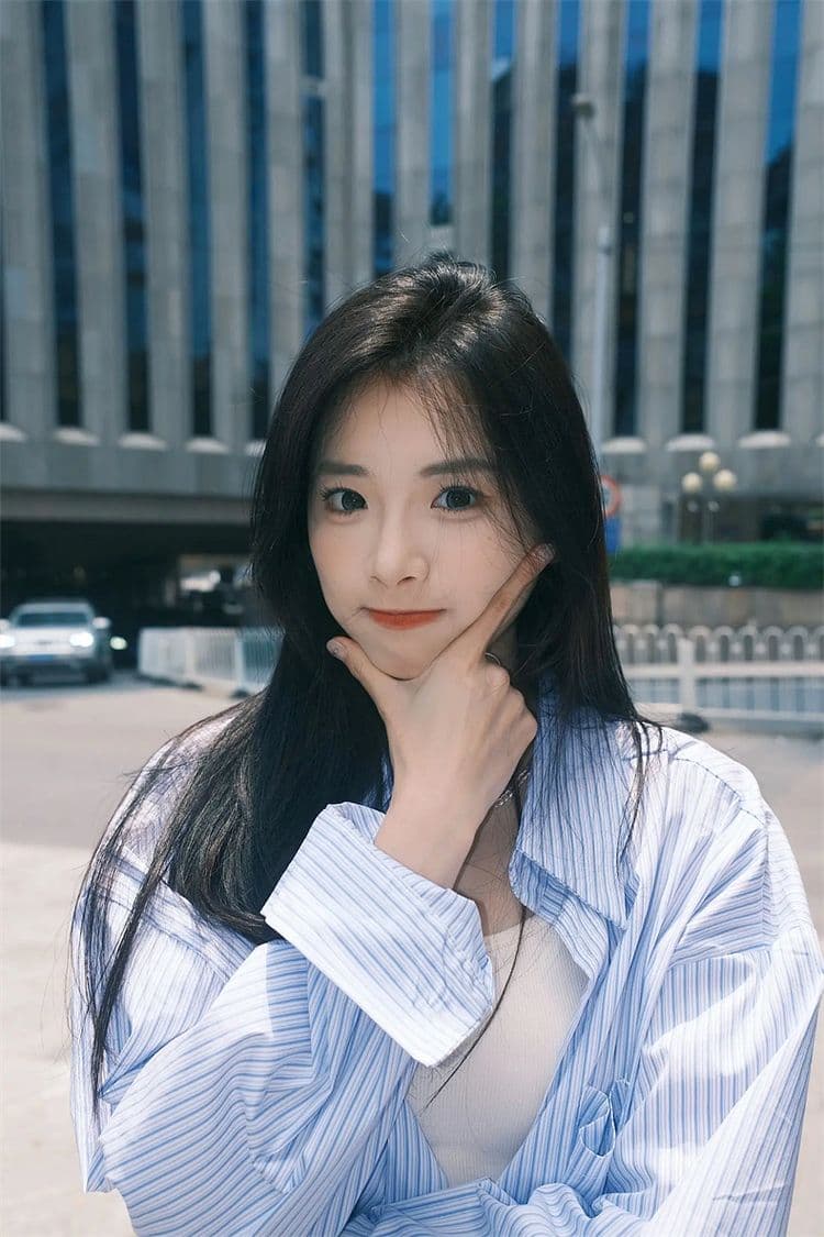 파란색 스트라이프 셔츠 재킷 2025 새로운 가을 느긋한 바람 한 부서 두꺼운 스타일 셔츠 상세 이미지 4