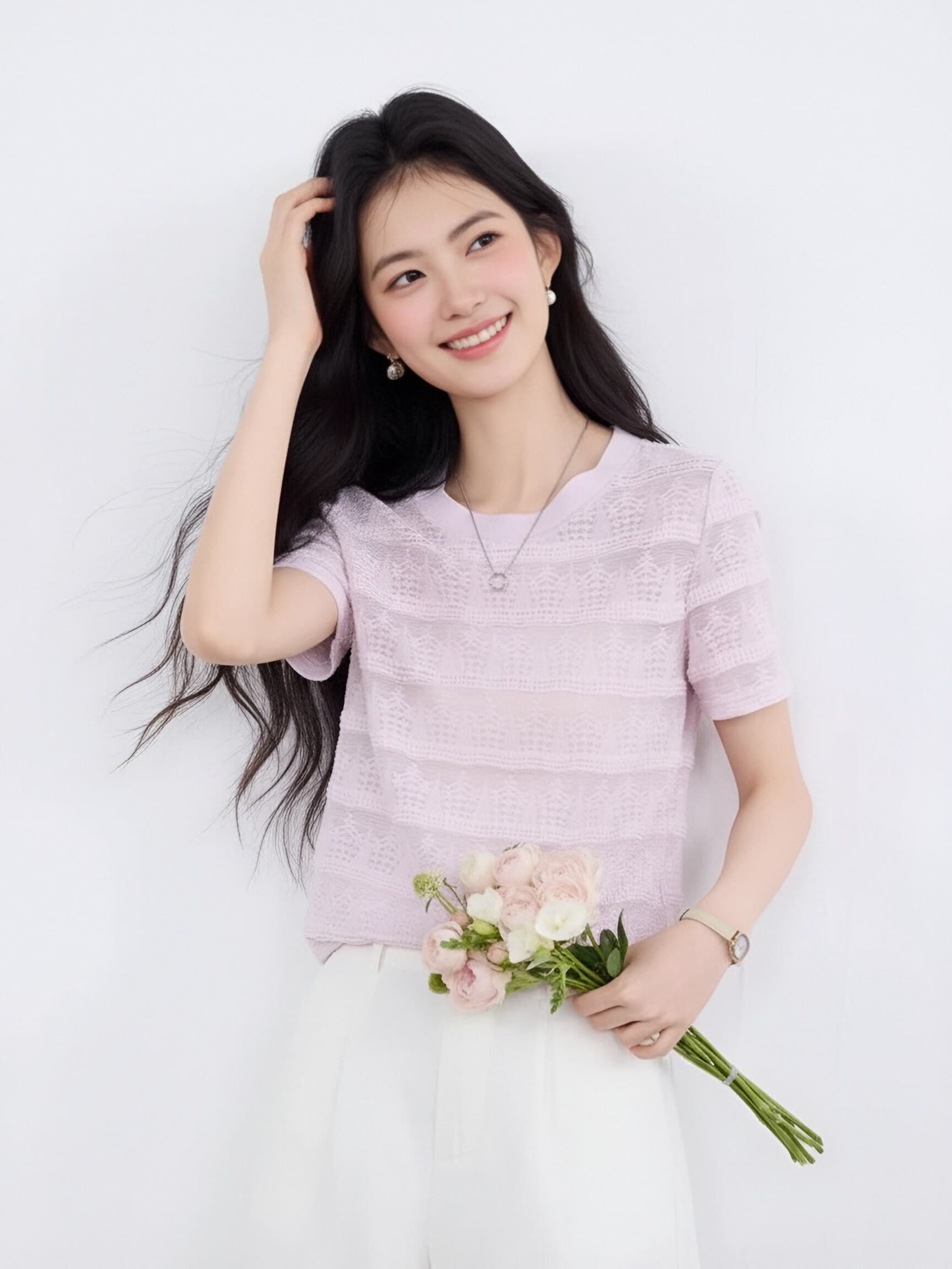프랑스식 부드러운 바람 홀로우 아웃 니트 스웨터 여성 여름 새로운 반팔 슬림해 보이는 다용도 캐주얼 질감 센스 라운드 넥 티셔츠 상세 이미지 4