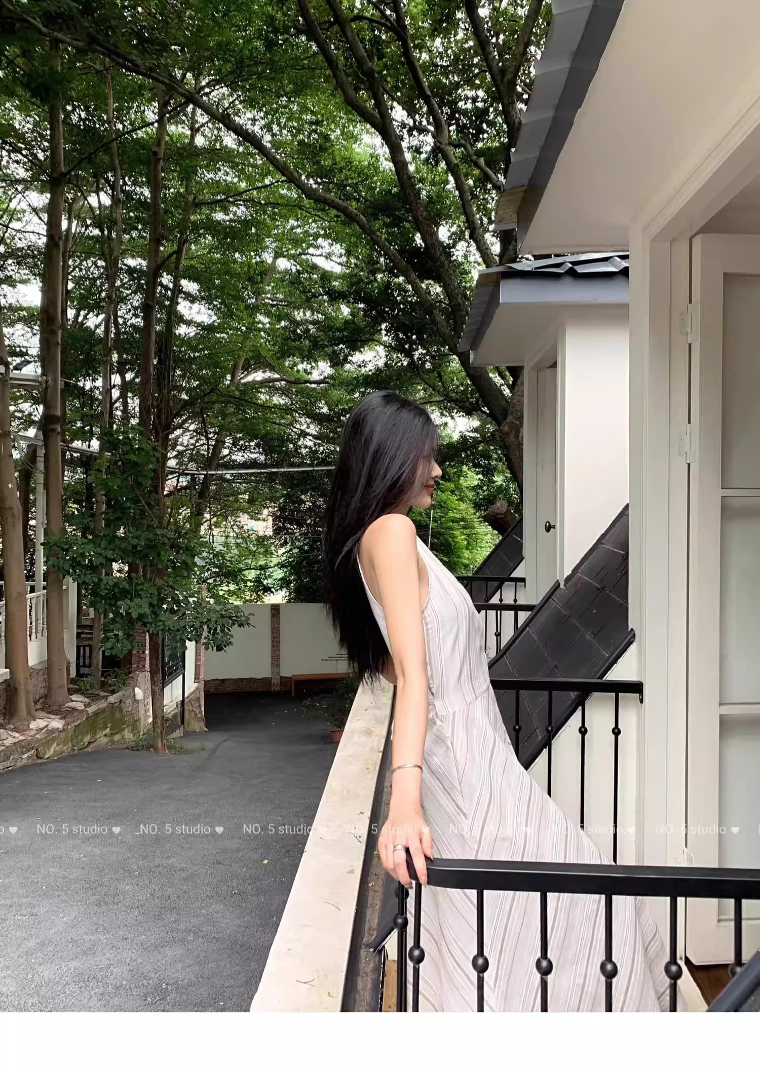 디자인 센스 V넥 스트라이프 조끼 여성 드레스 프랑스식 여름 새로운 Chic 연령 감소 허리 수축 슬림해 보이는 길다 치마 상세 이미지 6