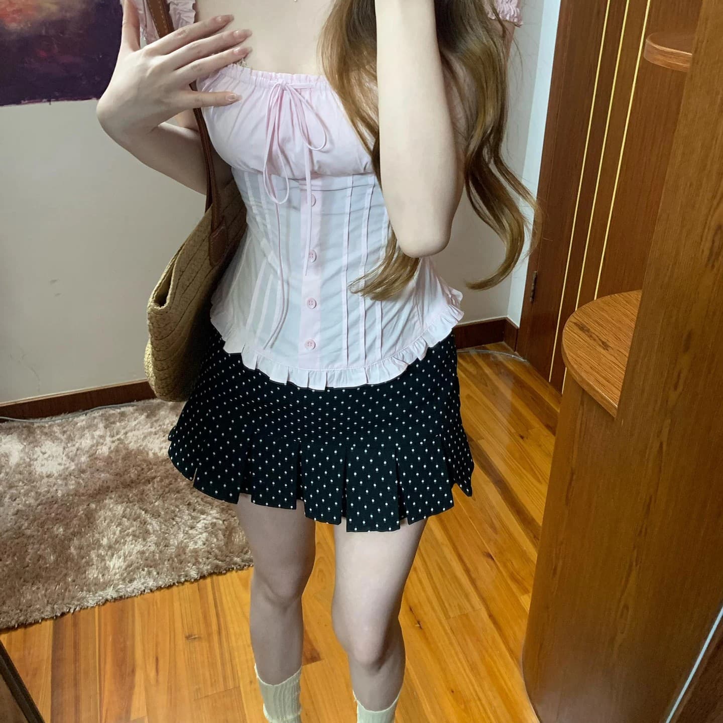 달콤함 화이트 홀로우 아웃 광장 칼라 반팔 여성 셔츠 여름 스트랩 거품 소매 셔츠 작은 셔츠 몸매 가꾸기 슬림해 보이는 맨위 이미지 5