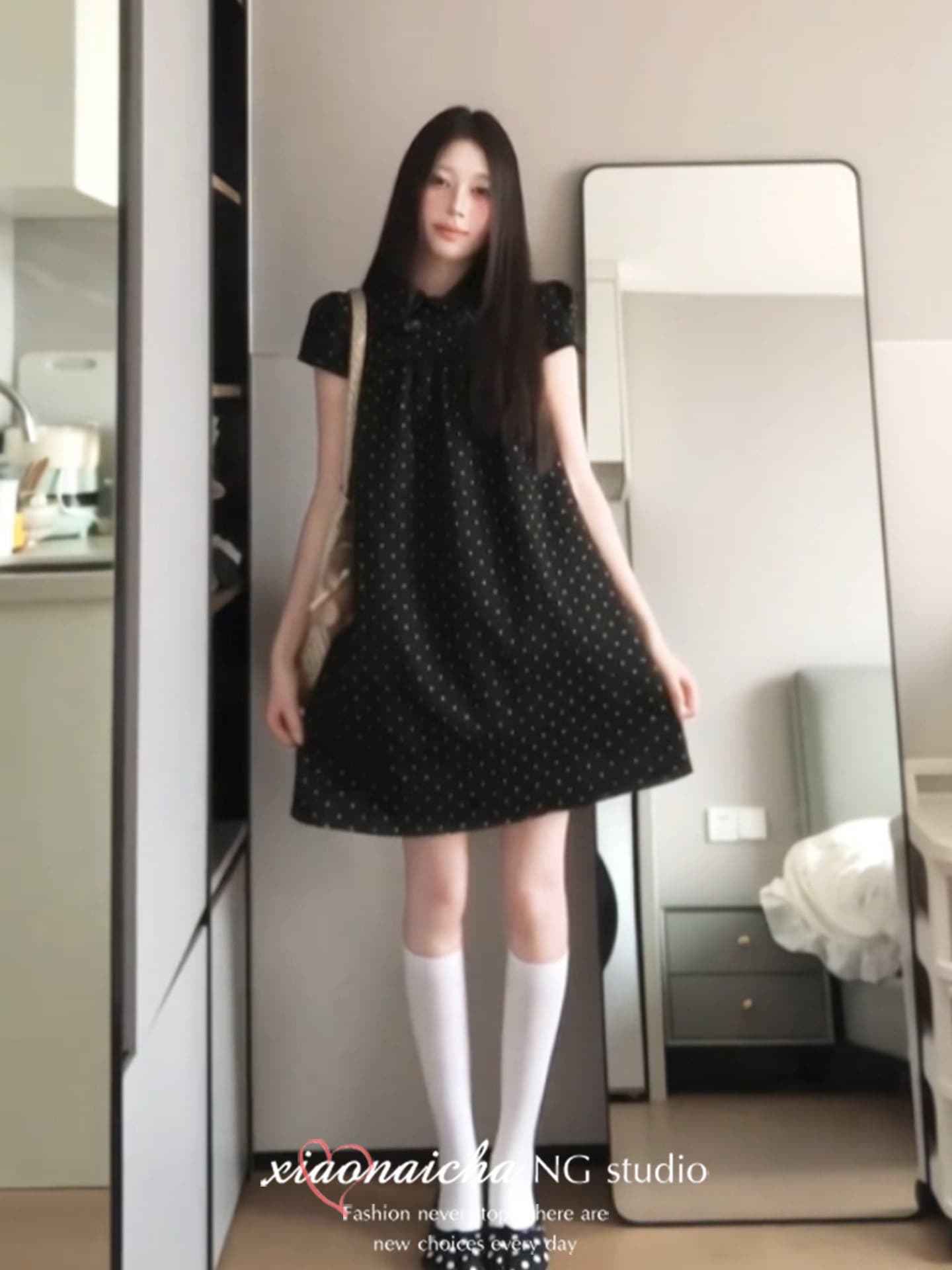 일본식 레트로 검정색 도트 무늬 베이비 칼라 반팔 여성 드레스 여름 새로운 고급 센스 패션 루즈핏 미니 스커트