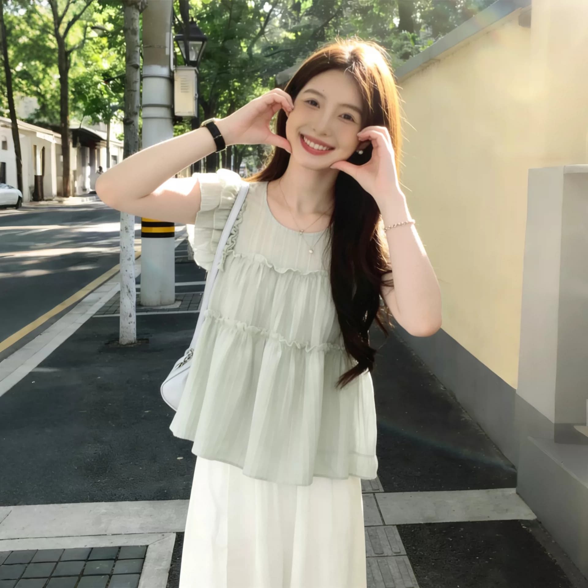 빅 사이즈 지방 mm 작은 청신 디자인 센스 프릴 녹색 여성 셔츠 여름 Chic 아름다운 작은 셔츠 작은 날다 소매 맨위 이미지 5