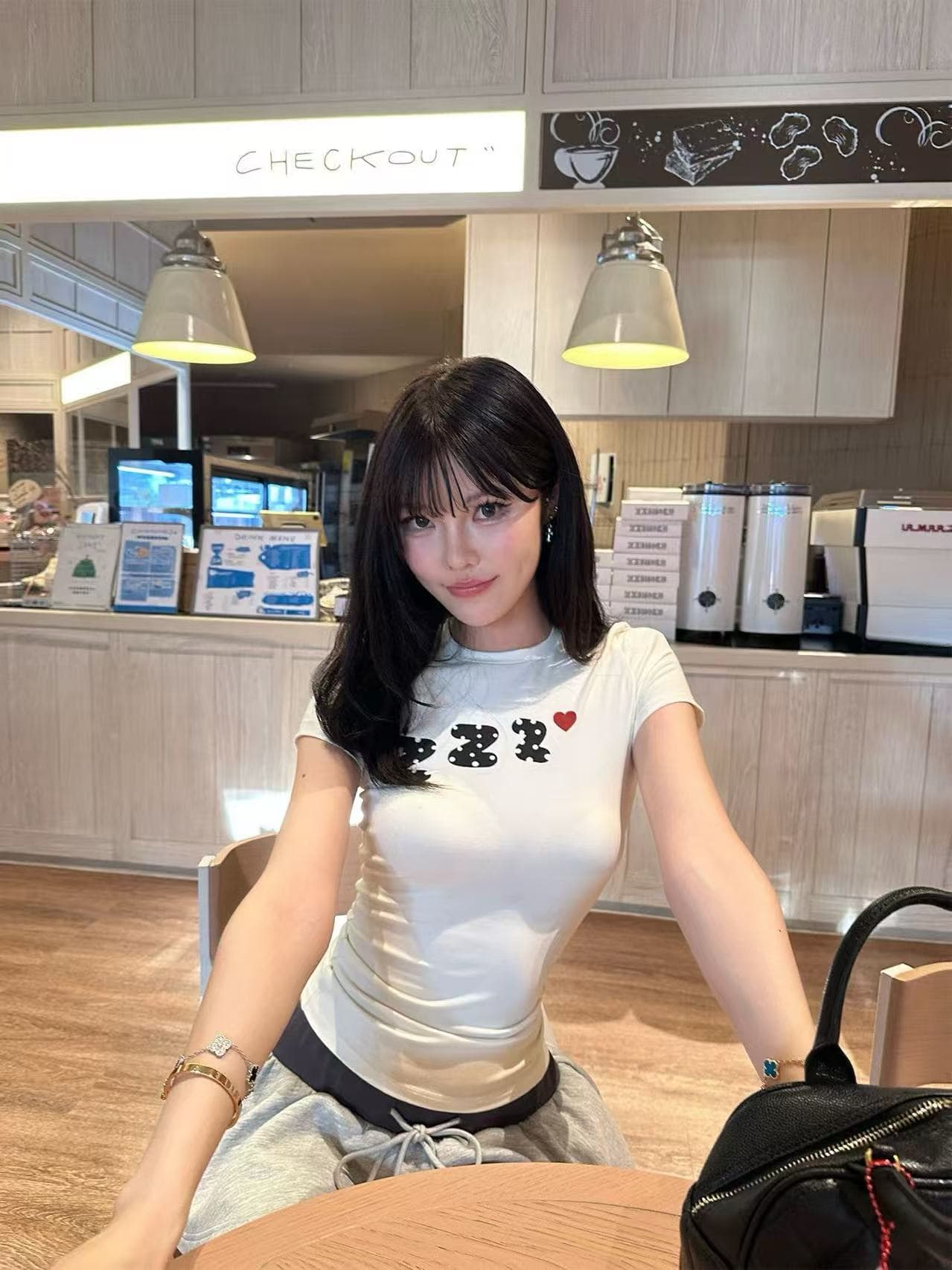 원본 것 순면 220 그램 40 음식 털 느낌 있음 신축성 프린트 몸매 가꾸기 허리 수축 반팔 티셔츠 여성 상세 이미지 2