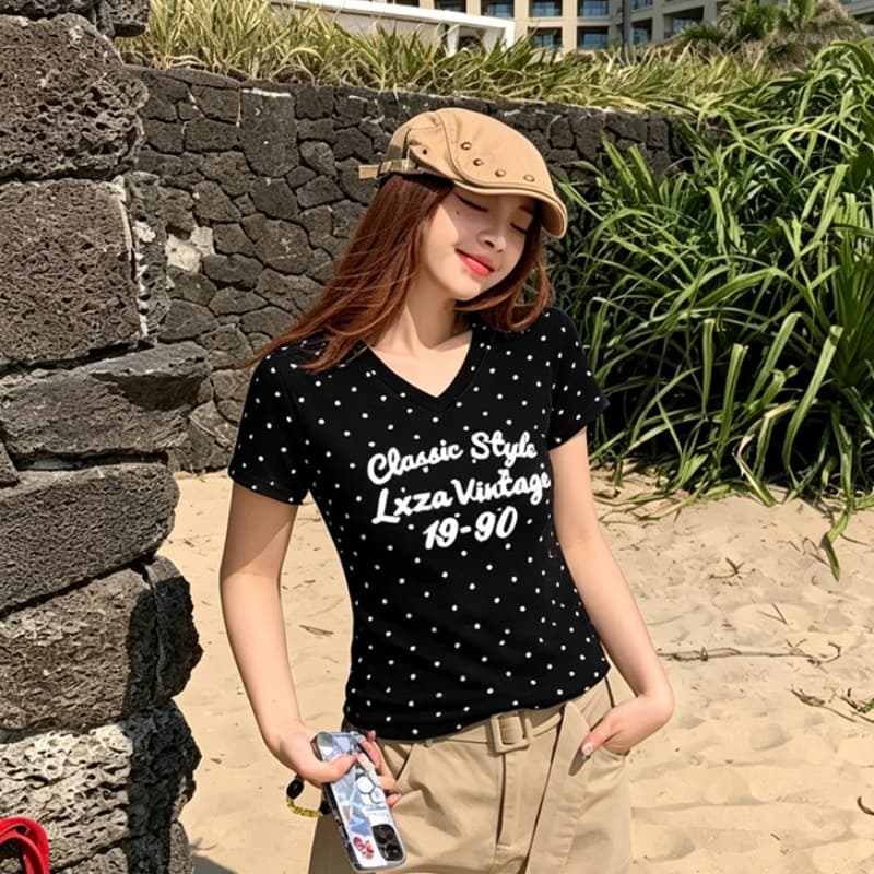 40 220 그램 빗질하다 92 면 8 암모니아 Lun 이후 패키지 칼라 몸매 가꾸기 슬림해 보이는 긍정적 인 어깨 V넥 반팔 티셔츠 여성 이미지 4