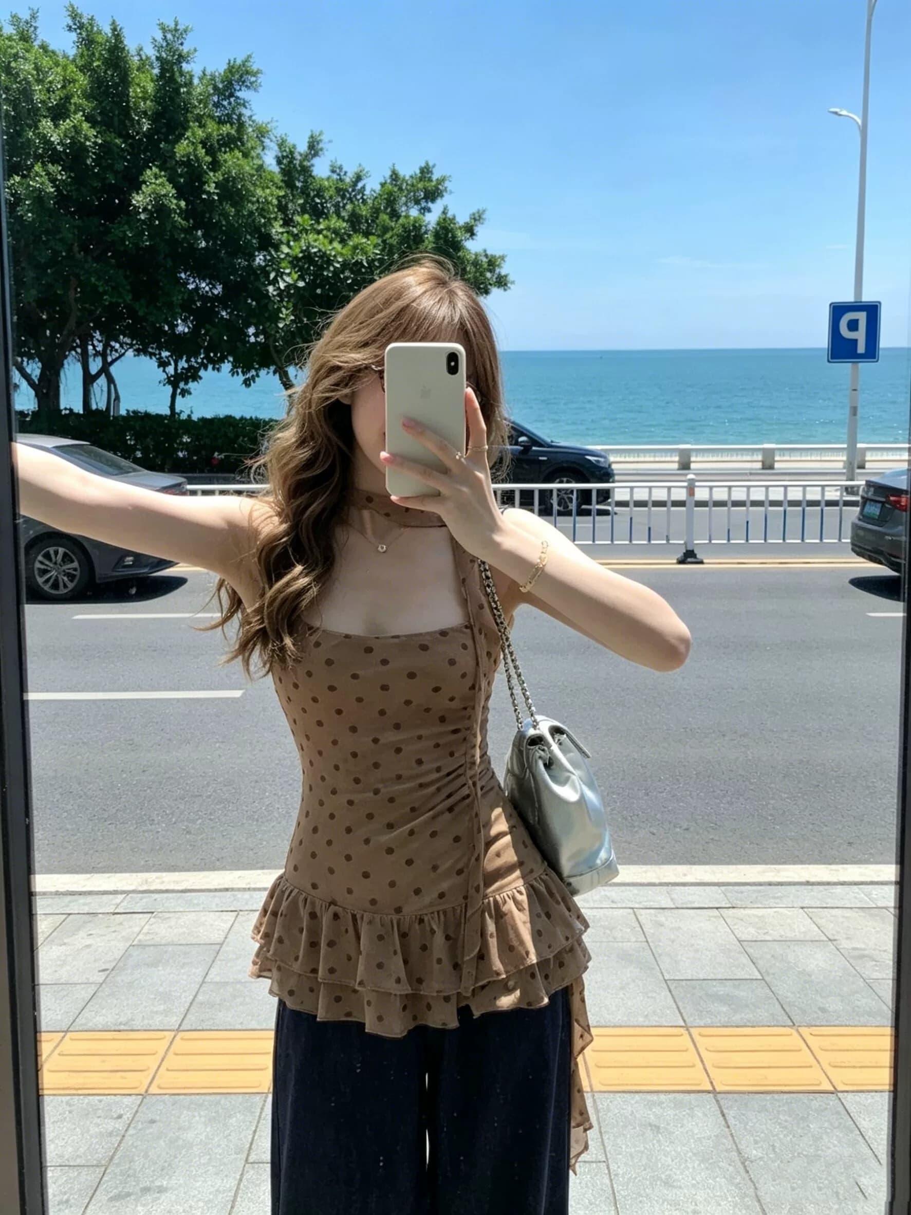 순수한 욕망 핫걸 도트 무늬 프릴 캐미솔 2026 여름 새로운 불규칙 품격 리본 맨위 트렌디 이미지 2