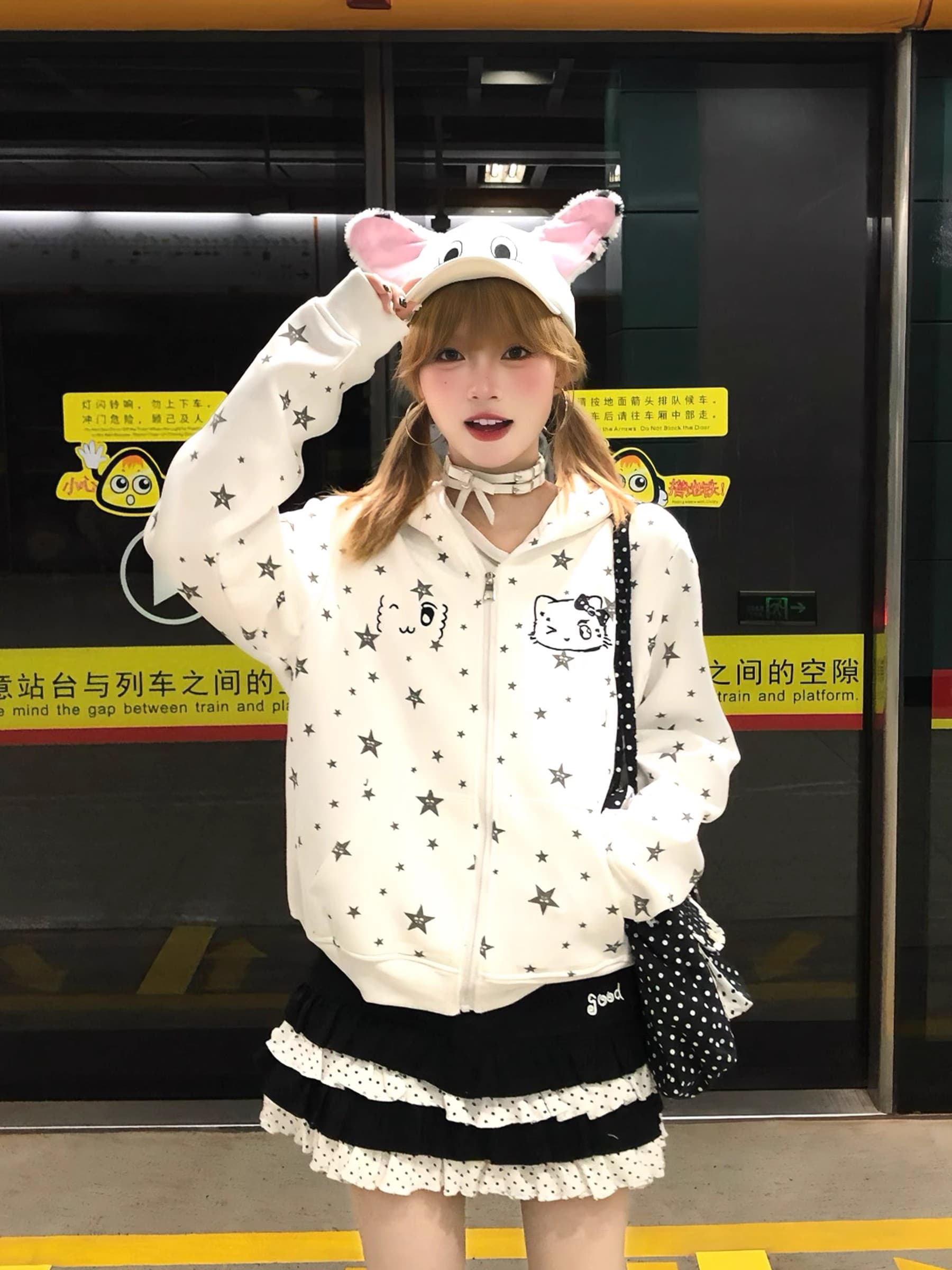 얇은 스타일 후아 면 복합 우유 실크 원본 솜씨 별 전체 인쇄 자수 귀 후드 티 스웨터 여성 상세 이미지 4