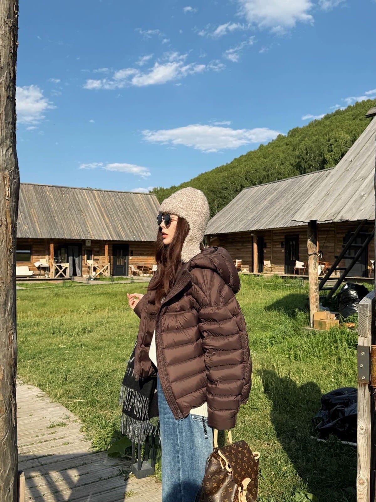 한국 스타일 루즈핏 2026 새로운 다운 재킷 여성 갈비 살 버블 푸 내부 및 외부 같은 재료 거북이 쇼트 스타일 후드 코튼 자켓 상세 이미지 3
